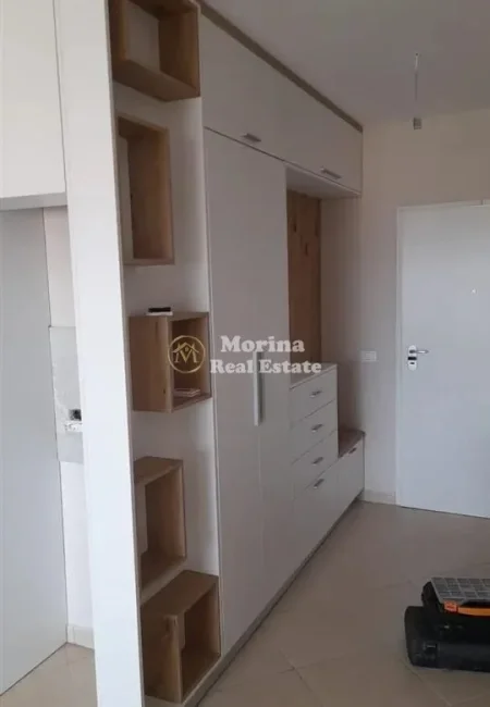 Durres, jepet me qera apartament 2+1 Kati 9, 90 m² 450 € (Durres)