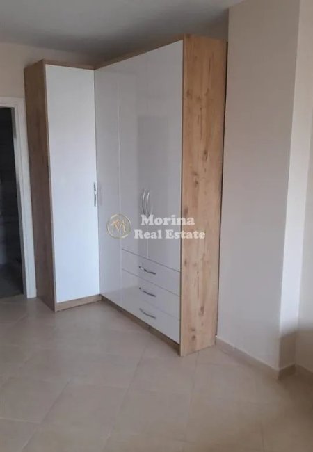 Durres, jepet me qera apartament 2+1 Kati 9, 90 m² 450 € (Durres)