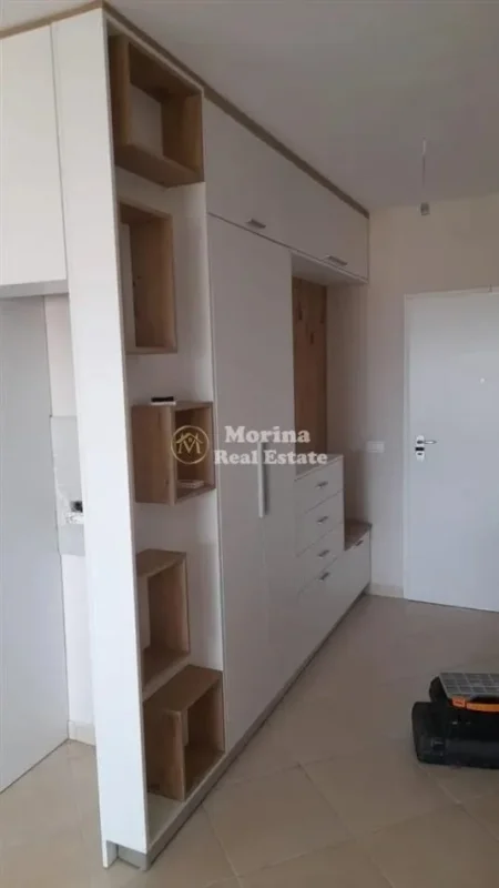 Durres, jepet me qera apartament 2+1 Kati 9, 90 m² 450 € (Durres)