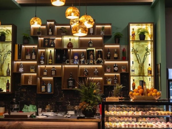 Tirane, shitet bar-resorant Kati 0, 395 m² 1.050.000 € (Sauk)