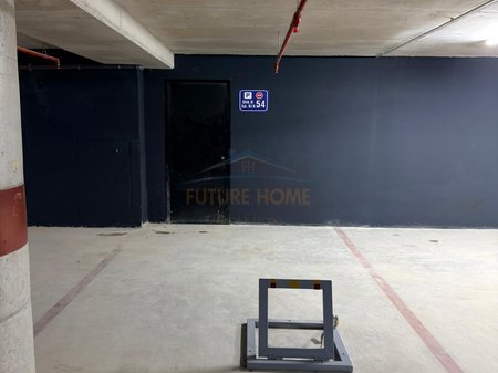 Tirane, jepet me qera apartament 2+1+Post Parkimi+Ballkon Kati 6, 98 m² 1.500 € (Mine Peza, Golden Tower Residence)