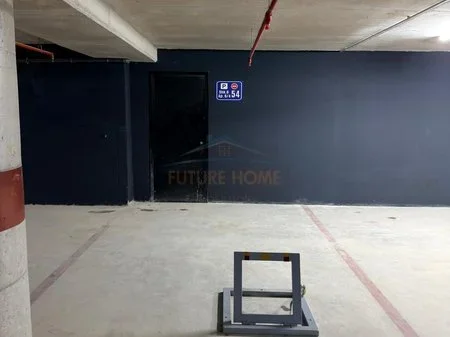 Tirane, jepet me qera apartament 2+1+Post Parkimi+Ballkon Kati 6, 98 m² 1.500 € (Mine Peza, Golden Tower Residence)