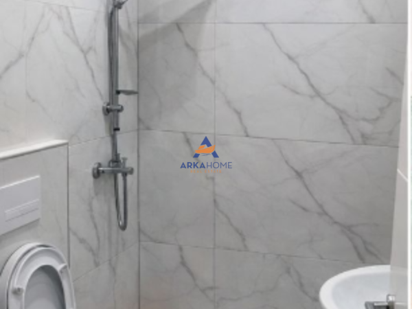 Tirane, jepet me qera apartament 1+1+Ballkon Kati 1, 70 m² 417 € 