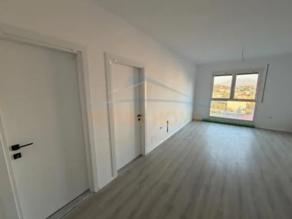 Tirane, shitet apartament 1+1 Kati 4, 66 m² 86.000 € (PASKUQAN)