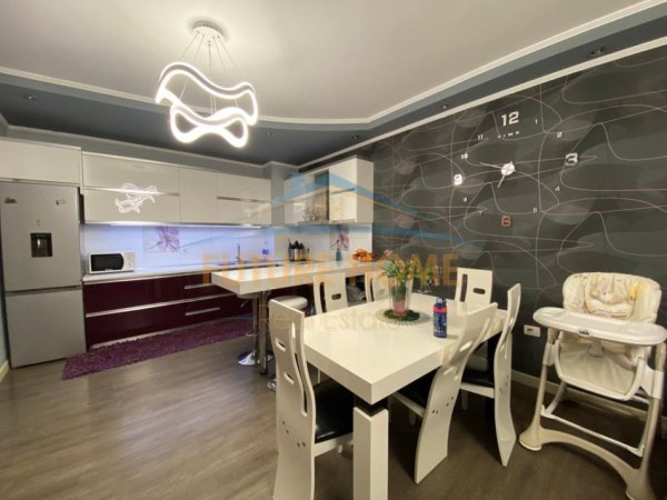 Tirane, shitet apartament 2+1+Ballkon Kati 2, 106 m² 155.000 € (Misto Mame)