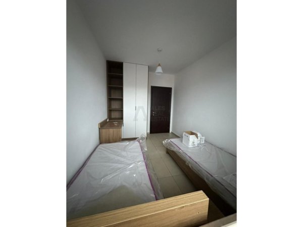 Tirane, jepet me qera apartament 2+1 Kati 8, 99 m² 550 € (Astir)