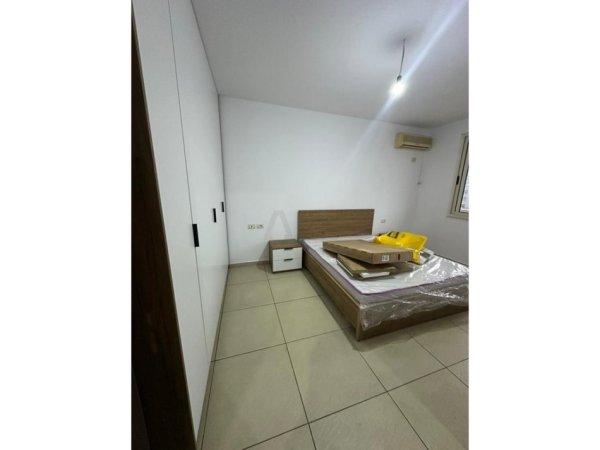 Tirane, jepet me qera apartament 2+1 Kati 8, 99 m² 550 € (Astir)