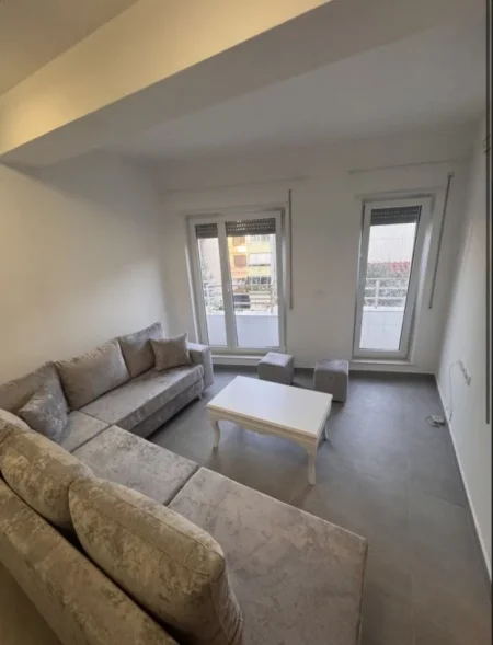 Tirane, jepet me qera apartament 2+1 , 77 m² 700 € (Kodra diellit 1)