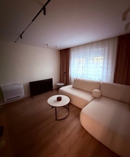 Tirane, jepet me qera apartament 2+1 Kati 3, 80 m² 850 € (21 DHJETORI)