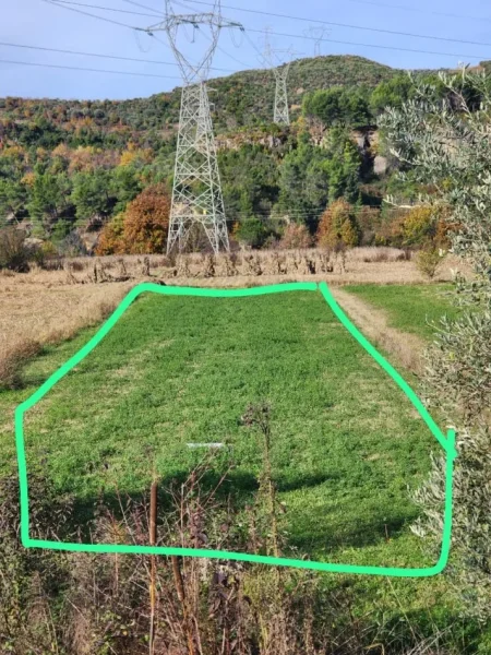 SHITET TOKË ARË : 1400 m² Buzë Rrugës Kryesore || (📍Në Fshatin IBË) || 98,000€ 🏕