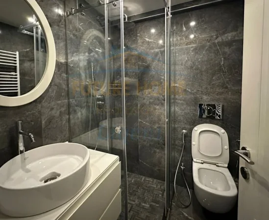 Qera, Apartament 3+1+2, Rruga Margarita Tutulani, Tiranë.