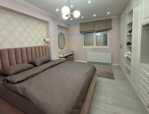 Qera, Apartament 3+1+2, Rruga Margarita Tutulani, Tiranë.