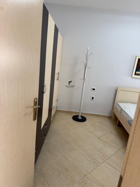 Tirane, jepet me qera apartament 1+1 Kati 7, 74 m² 430 € (YZBERISHT)