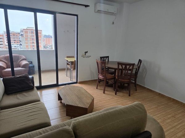 Tirane, jepet me qera apartament 1+1 Kati 7, 65 m² 450 € (ASTIR)