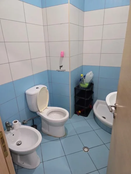 Tirane, jepet me qera apartament 1+1 Kati 7, 65 m² 450 € (ASTIR)