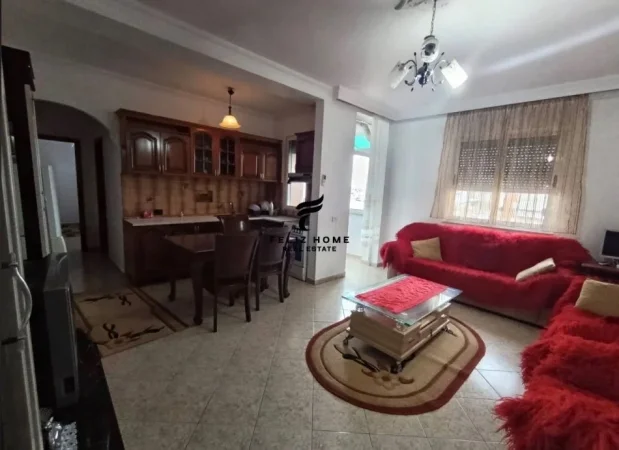 Tirane, jepet me qera apartament 2+1 Kati 6, 75 m² 500 € (ZOGU I ZI)