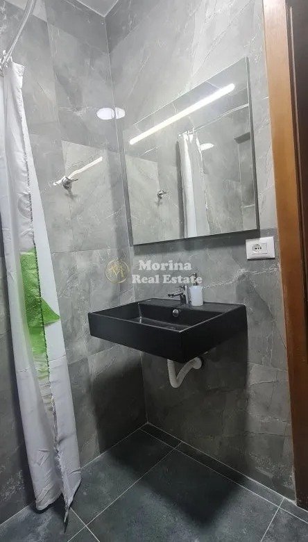 Tirane, jepet me qera 3+1 Kati 11, 100 m² 500 € (Rruga Dritan Hoxha)