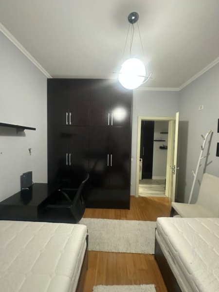 Tirane, shitet apartament 1+1+Ballkon Kati 3, 63 m² 170.000 € (Delijorgji)