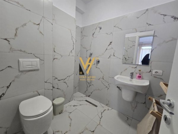 Shqiperi, jepet me qera apartament 2+1+Ballkon Kati 4, 105 m² 600 € (ASTIR)