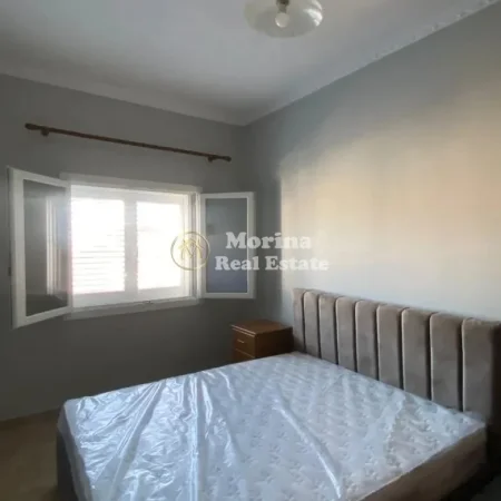 Tirane, jepet me qera Vile 1+1 Kati 2, 50 m² 350 € (Rruga Jordan Misja)