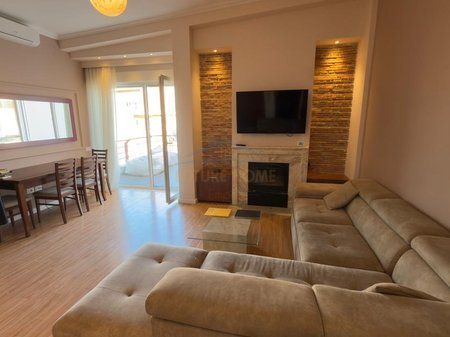 Tirane, shitet apartament 2+1 Kati 7, 98 m² 190.000 € (LIQENI I THATE,KOMPLEKSI FZ)
