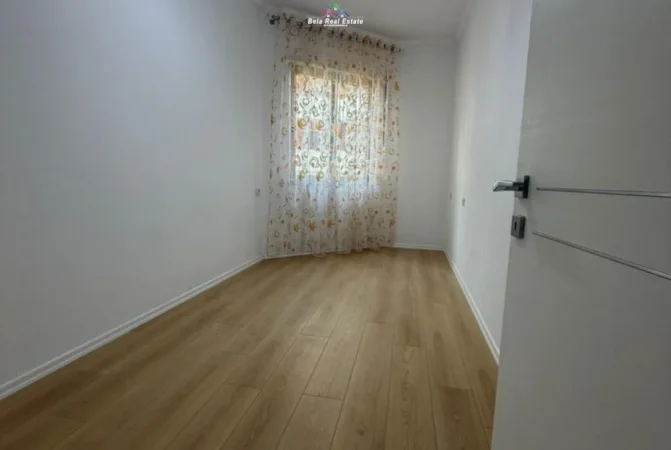 Tirane, shes apartament 2+1 Kati 3, 73 m² 112.000 € (Rruga Muhamet Deliu)