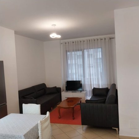 Tirane, jepet me qera apartament 1+1+Ballkon Kati 2, 60 m² 400 € (Bulevardi Migjeni Astir)