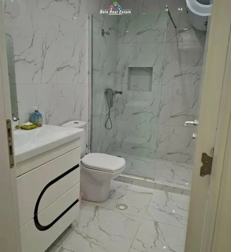 Tirane, jepet me qera apartament 2+1 Kati 3, 100 m² 430 € (Rruga Muhamet Deliu)