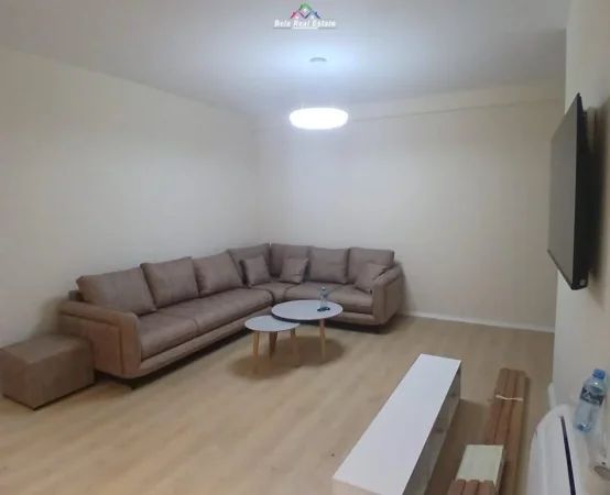 Tirane, jepet me qera apartament 2+1 Kati 3, 95 m² 600 € (Rruga Astrit Losha)