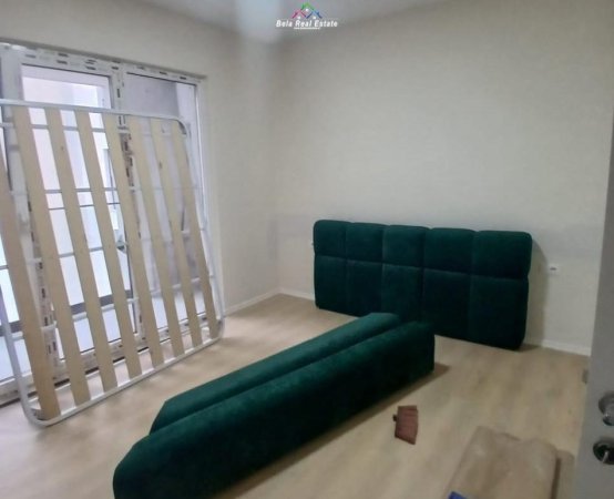 Tirane, jepet me qera apartament 2+1 Kati 3, 95 m² 600 € (Rruga Astrit Losha)