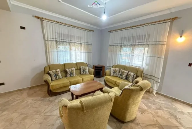 Tirane, jepet me qera apartament 2+1 Kati 2, 130 m² 550 € (Rruga Marije Kraja)