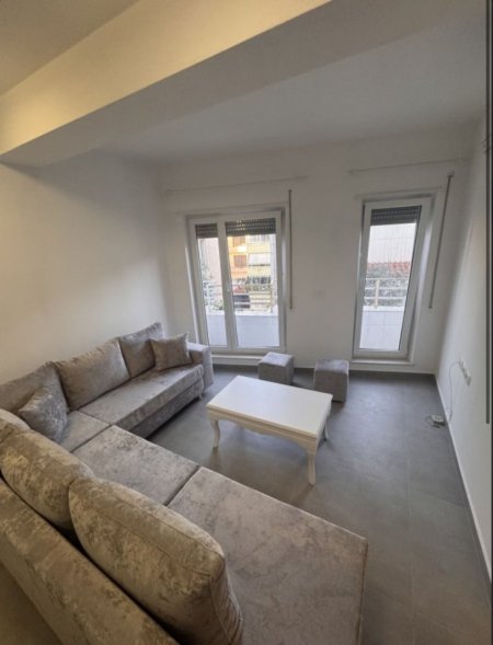 Tirane, jepet me qera apartament 2+1+Aneks+Ballkon Kati 2, 77 m² 699 € (KODRA DIELLIT 1)