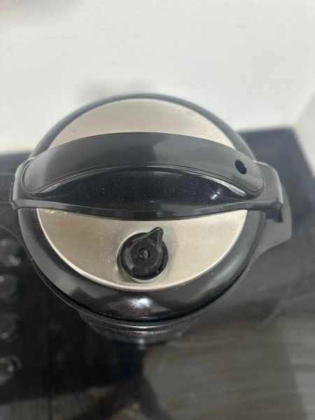 Tirane, shes shes multicooker aspak i perdorur 60euro