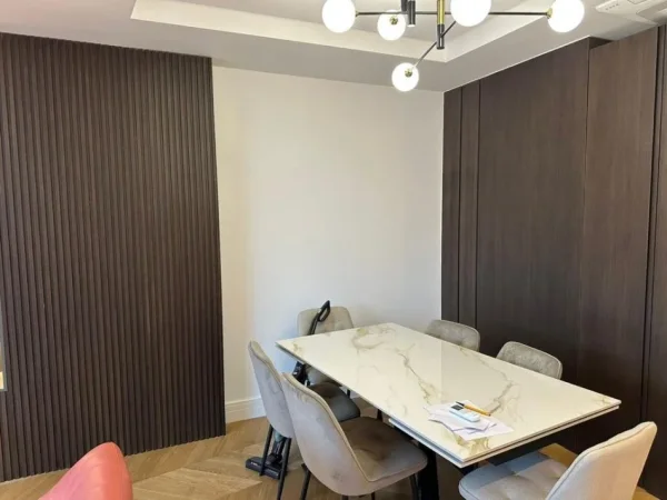 Tirane, shitet apartament 2+1+Ballkon Kati 5, 133 m² (Liqeni)