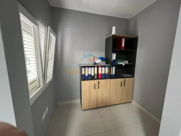 Tirane, shitet apartament Kati 5, 137 m² 365.000 €