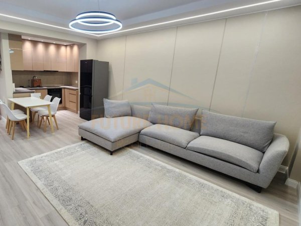 Tirane, jepet me qera apartament 1+1+Ballkon Kati 1, 76 m² 600 € (Kodra e Diellit)