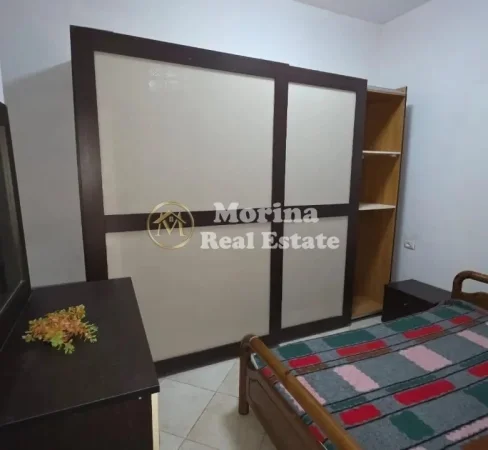 Tirane, jepet me qera apartament 1+1 Kati 1, 55 m² 300 € (Fresku)