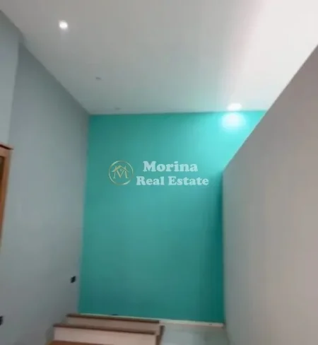 Tirane, jepet me qera ambjent biznesi Kati 0, 120 m² 500 € (Rruga e Dibres)