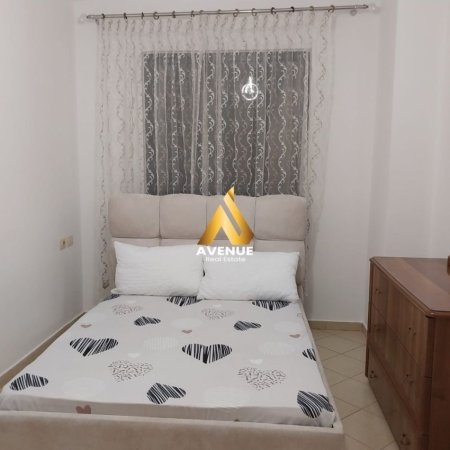 Tirane, jepet me qera apartament 1+1+Ballkon Kati 2, 60 m² 400 € (bulevardi migjeni)