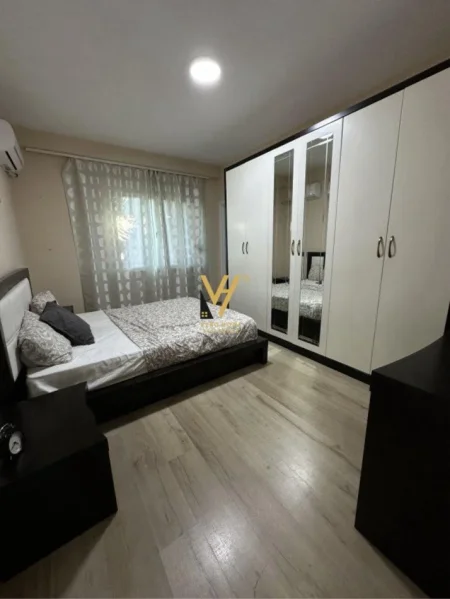 Tirane, jepet me qera apartament 2+1+Ballkon Kati 2, 100 m² 700 € (LIQENI I THATE)
