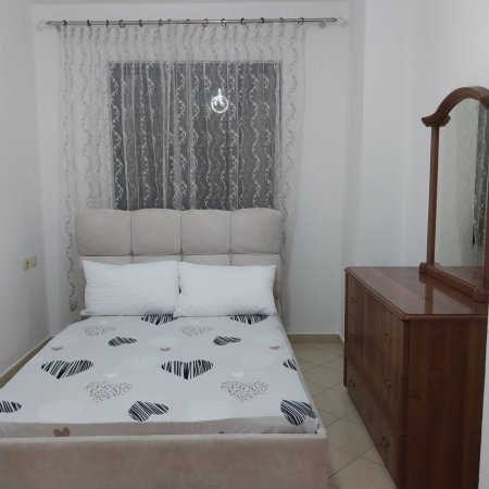 Tirane, jepet me qera apartament 1+1+Aneks+Ballkon Kati 3, 65 m² 400 € (Astir “rr. Aleksandri i Madh)