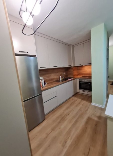 Tirane, shitet apartament 2+1 Kati 5, 94 m² 210.000 € (Rruga e Kavajës)