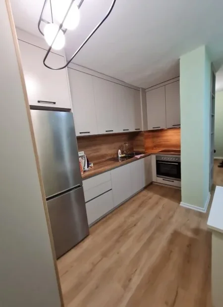 Tirane, shitet apartament 2+1 Kati 5, 94 m² 210.000 € (Rruga e Kavajës)