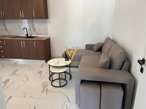 Tirane, jepet me qera apartament 2+1+Ballkon Kati 2, 90 m² 500 € (MULLET)