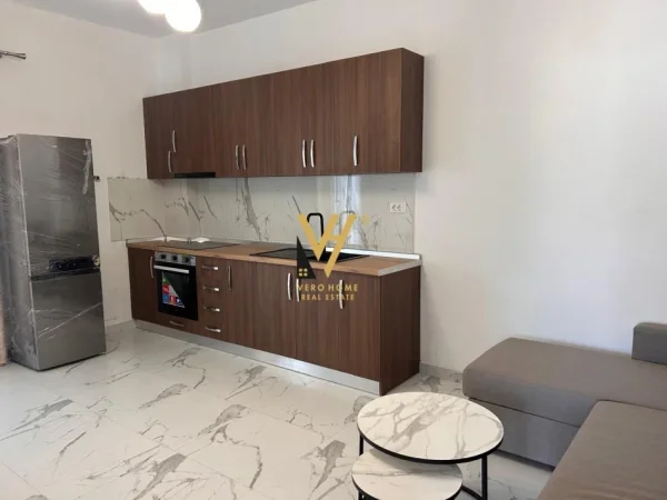Tirane, jepet me qera apartament 2+1+Ballkon Kati 2, 90 m² 500 € (MULLET)