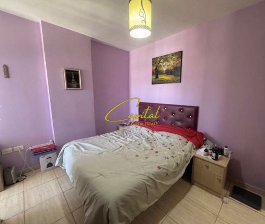 Tirane, jepet me qera apartament 1+1 Kati 12, 65 m² 600 € (QENDER)