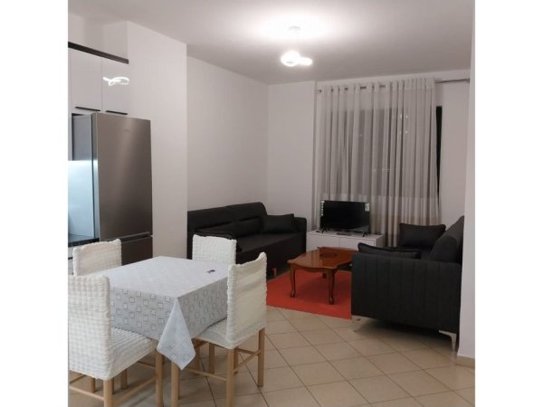 Tirane, jepet me qera apartament 1+1 Kati 9, 60 m² 400 € (Astir)