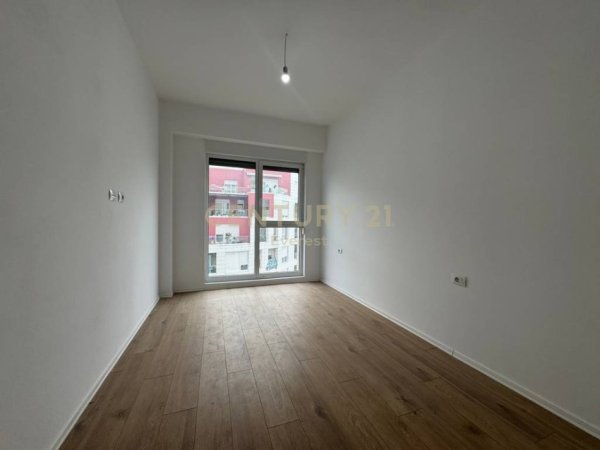 Tirane, shes apartament 1+1 Kati 6, 62 m² 165.000 € (Siri Kodra)