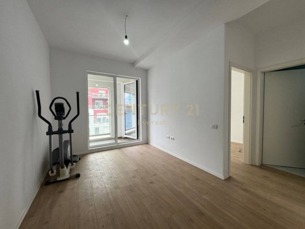 Tirane, shes apartament 1+1 Kati 6, 62 m² 165.000 € (Siri Kodra)