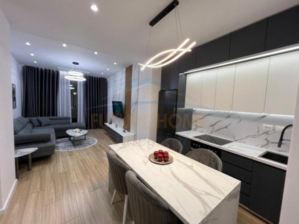 Tirane, jepet me qera apartament 2+1 Kati 1, 88 m² 1.300 € (LAKE VIEW LIQENI)